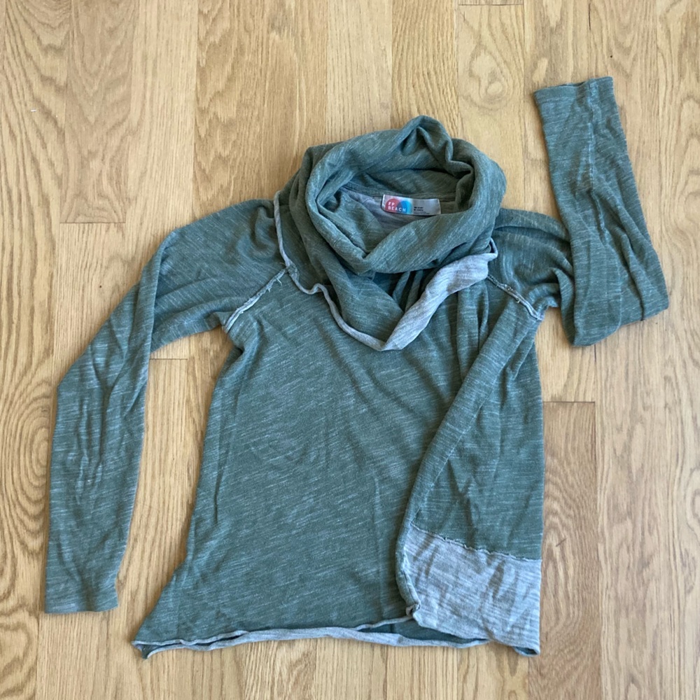 FP Beach Women’s Green Cowl Sweatshirt